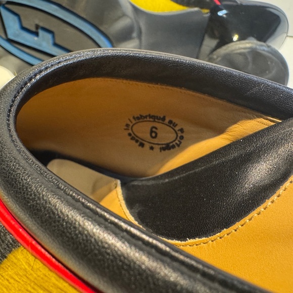 John Fluevog Women's Black and Yellow Slide Sandals Dede Yellow Tiger - Picture 5 of 7